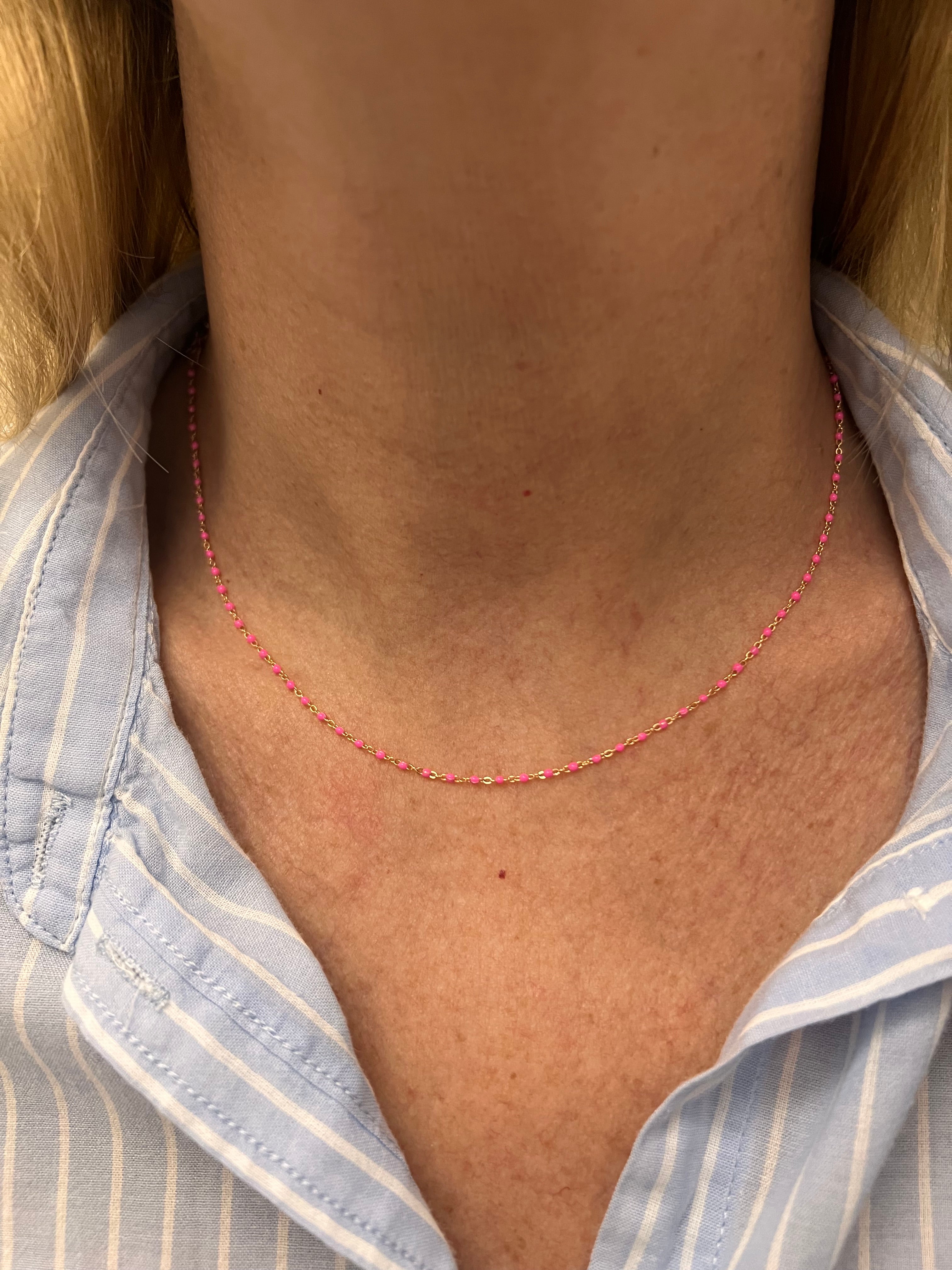 Girocollo sfere smaltate fucsia