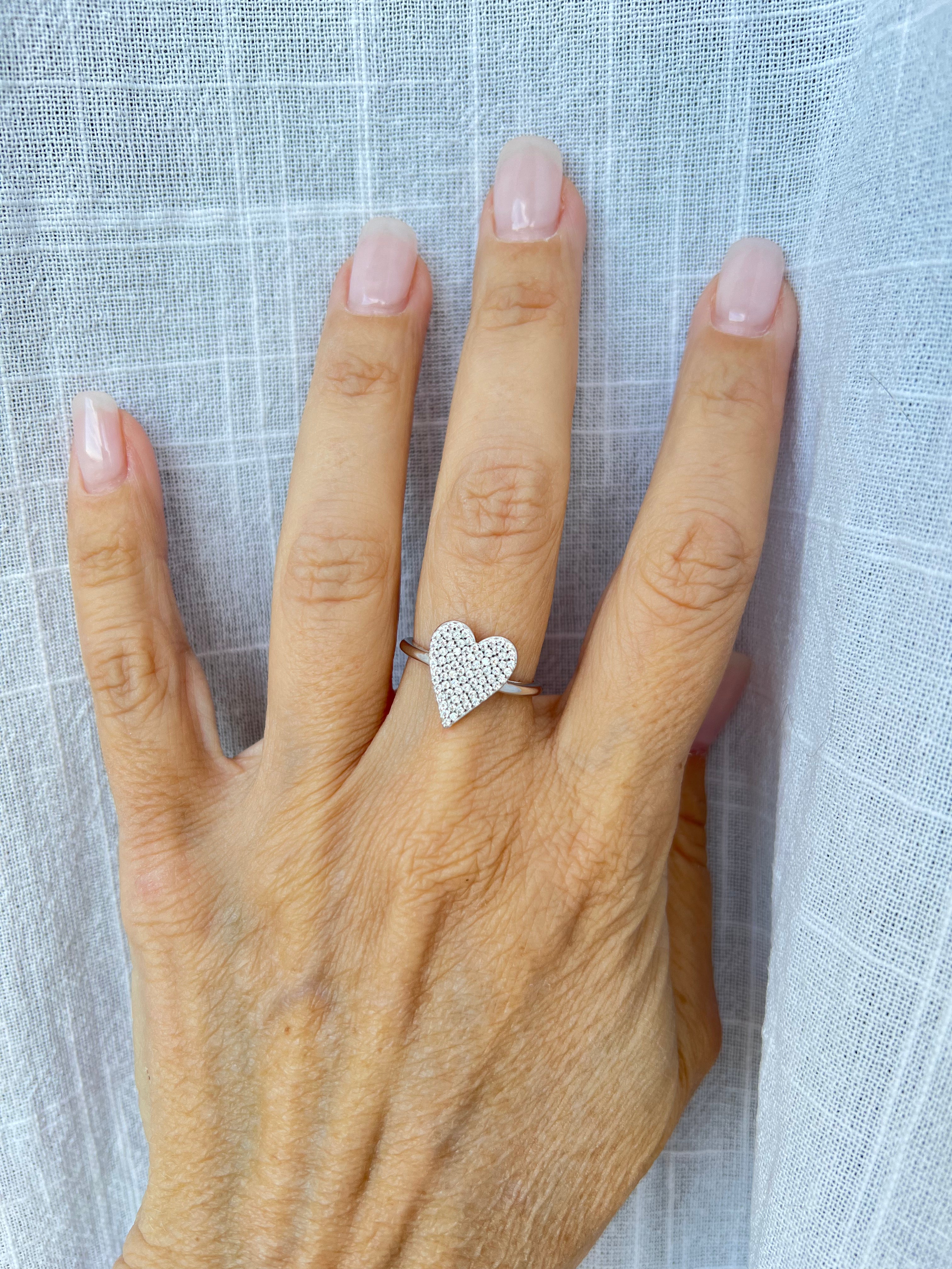Anello Love in Argento Bianco