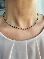 Girocollo con cristalli grigi o neri - Le Luci di Gaia